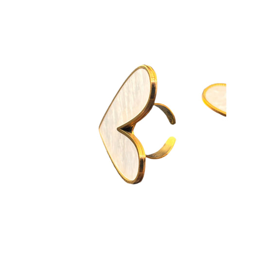 Anello cuore bianco